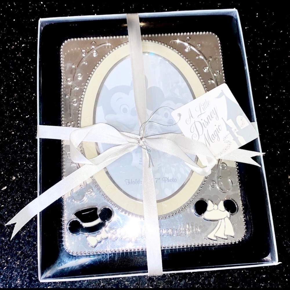Mickey & Minnie Mouse Wedding Frame